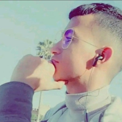 المتفرد 1